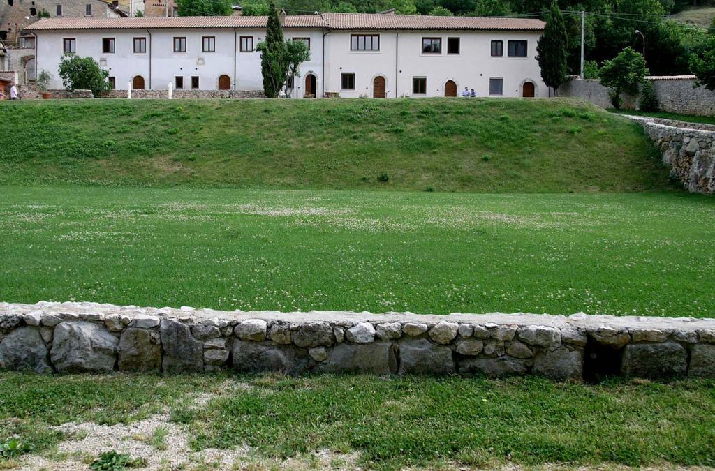 Appartamenti Il Capomandro Sant'Anatolia Экстерьер фото