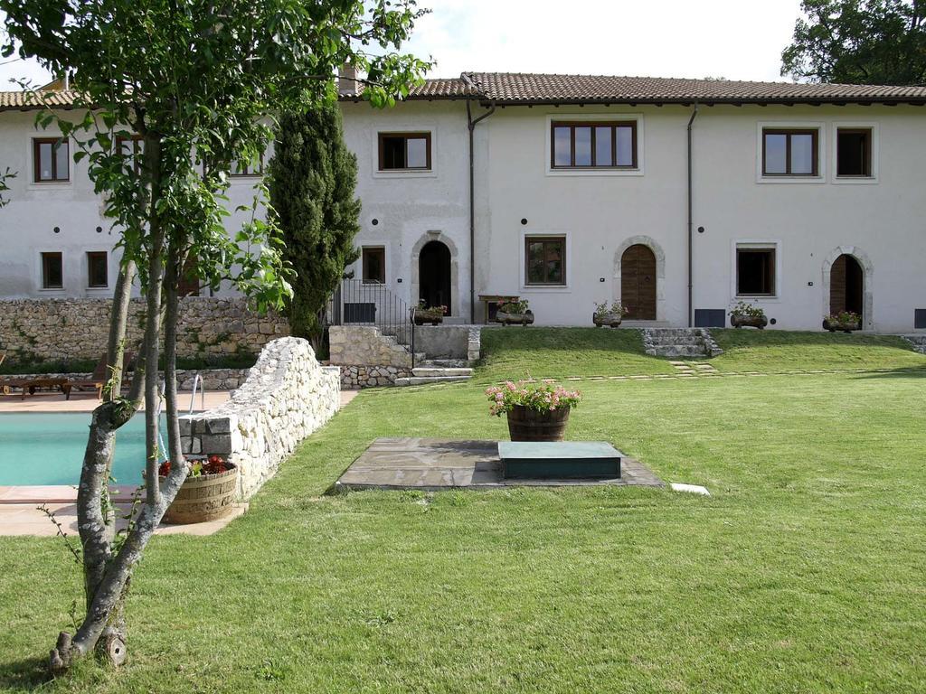 Appartamenti Il Capomandro Sant'Anatolia Экстерьер фото