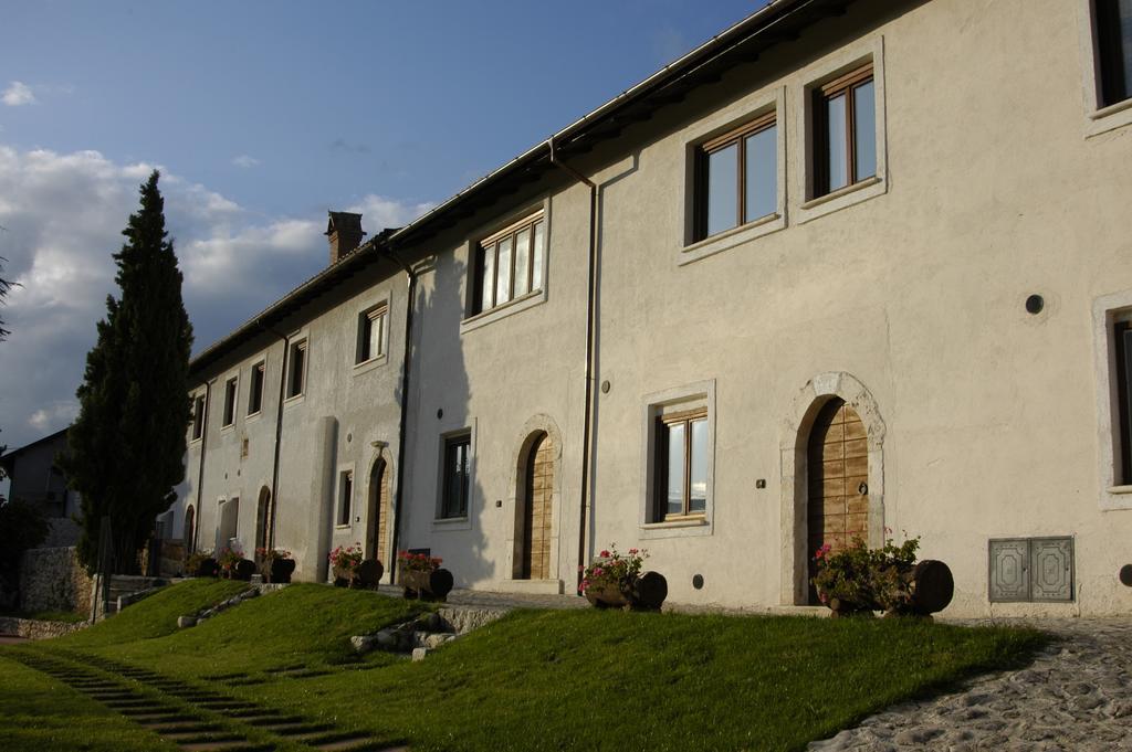 Appartamenti Il Capomandro Sant'Anatolia Экстерьер фото